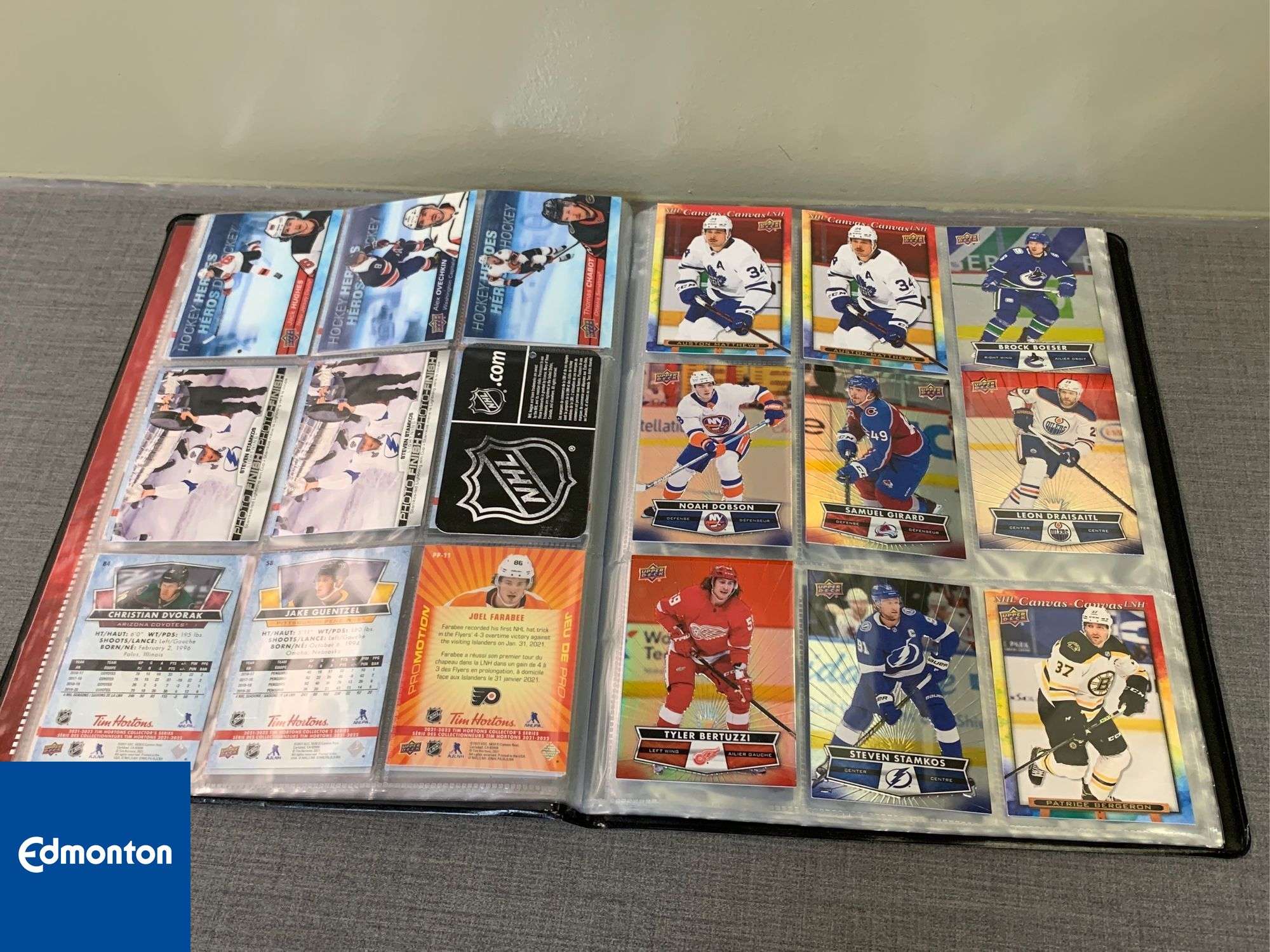 hockey card binder Mystery Pokémon Graded Card Slab Box – PSA, BGS & CGC (English) main image 0
