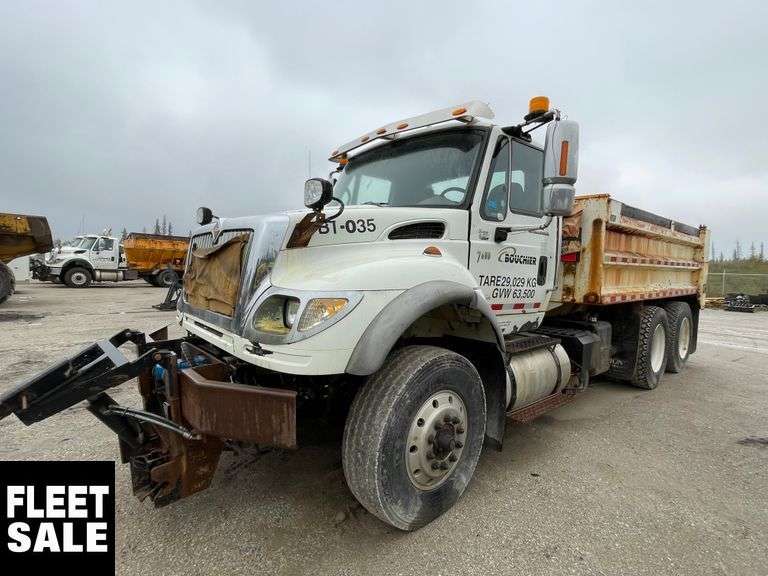 2007 International WorkStar 7600 T/A Plow Dump Truck