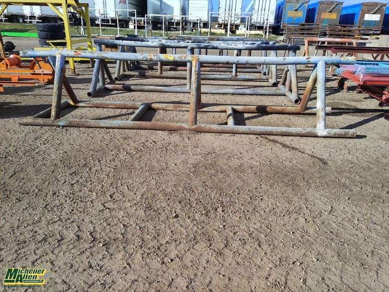 Pipe Stand Qty 1 Michener Allen Auctioneering Ltd