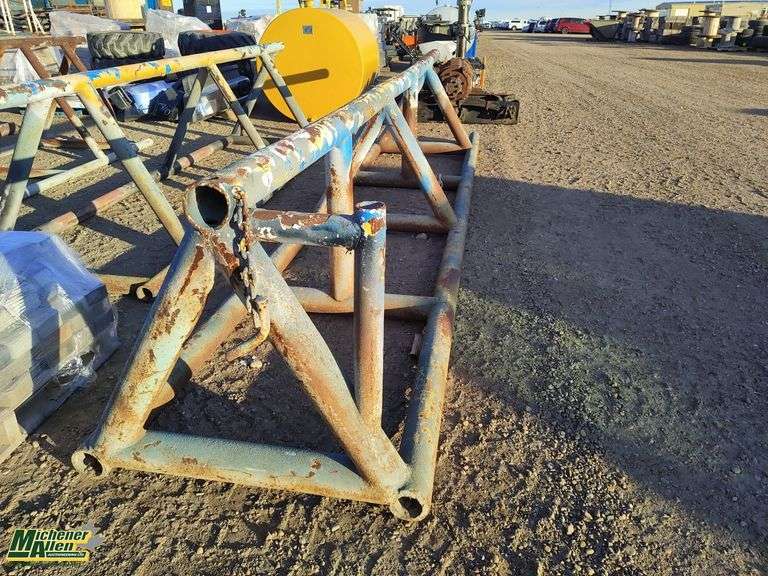 Pipe Stand Qty 1 Michener Allen Auctioneering Ltd