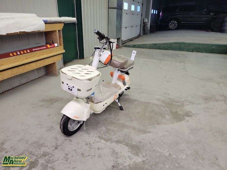 2024 Unused RC Car Industry Classic Electric Scooter