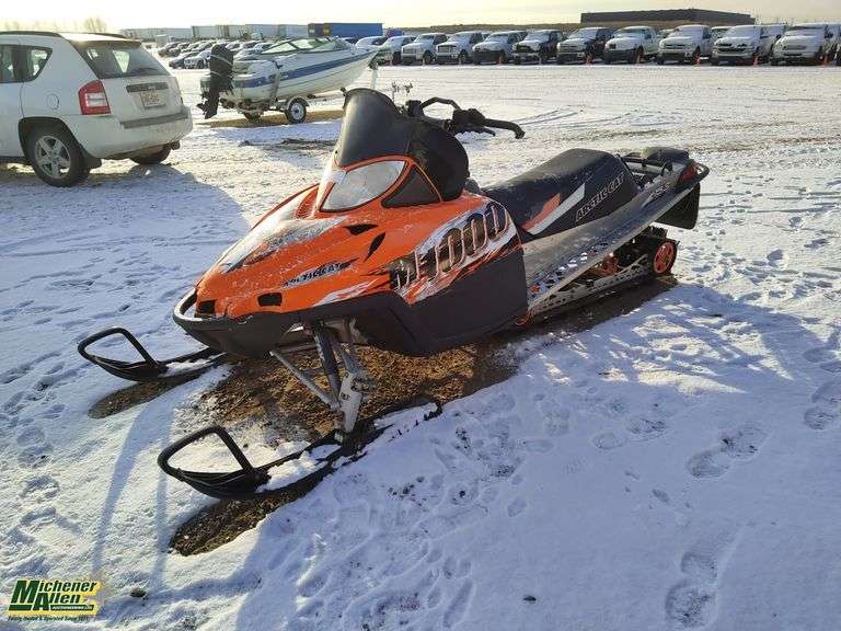 2008 Arctic Cat M1000 Snowmobile