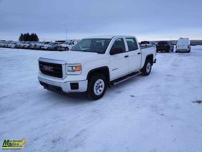 2015  GMC  Sierra 1500  4x4 Crew Cab SB