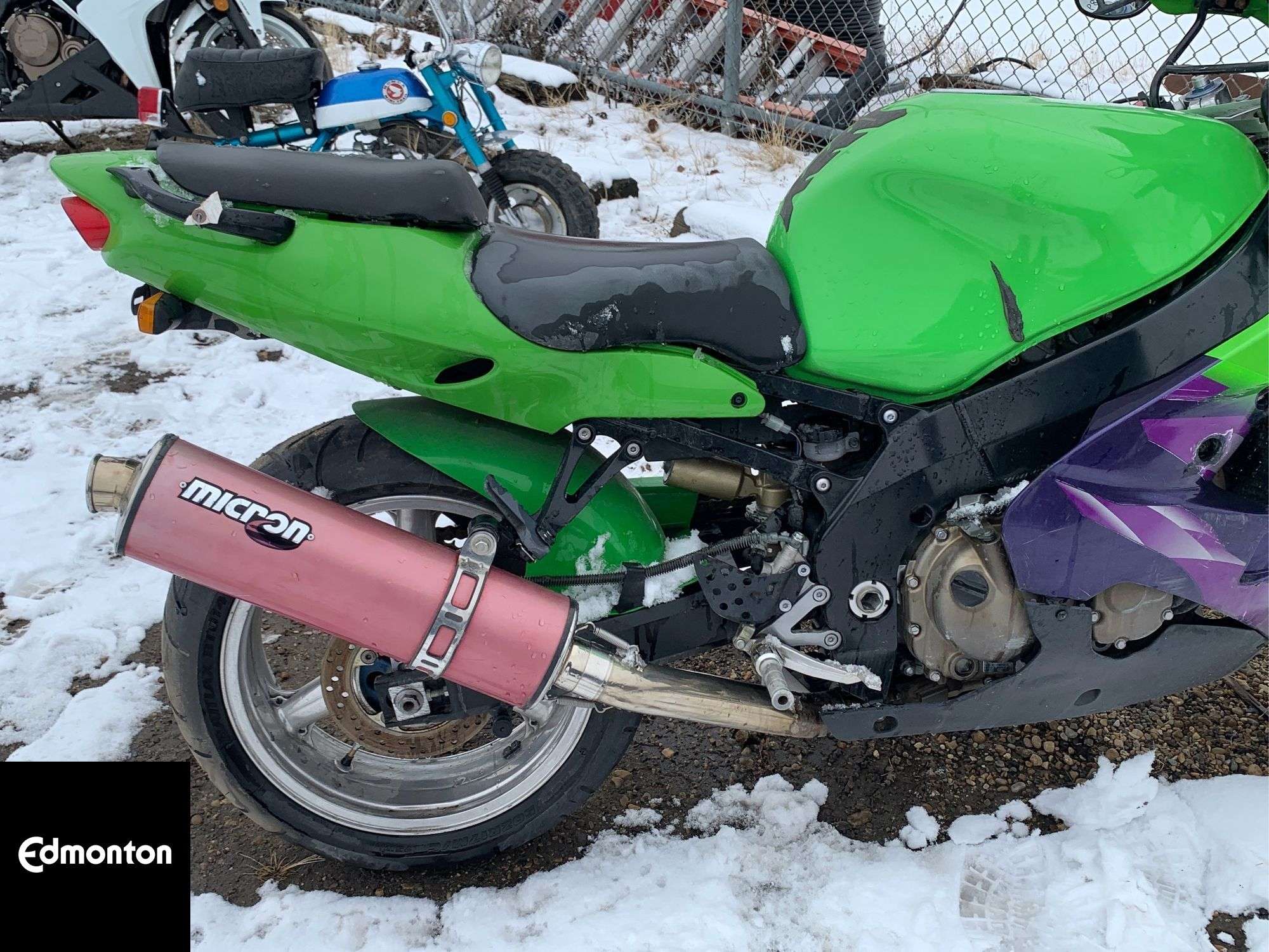 Minzr KAWASAKI ZX-9R Ninja (2000-2001) Specs, Performance & Photos