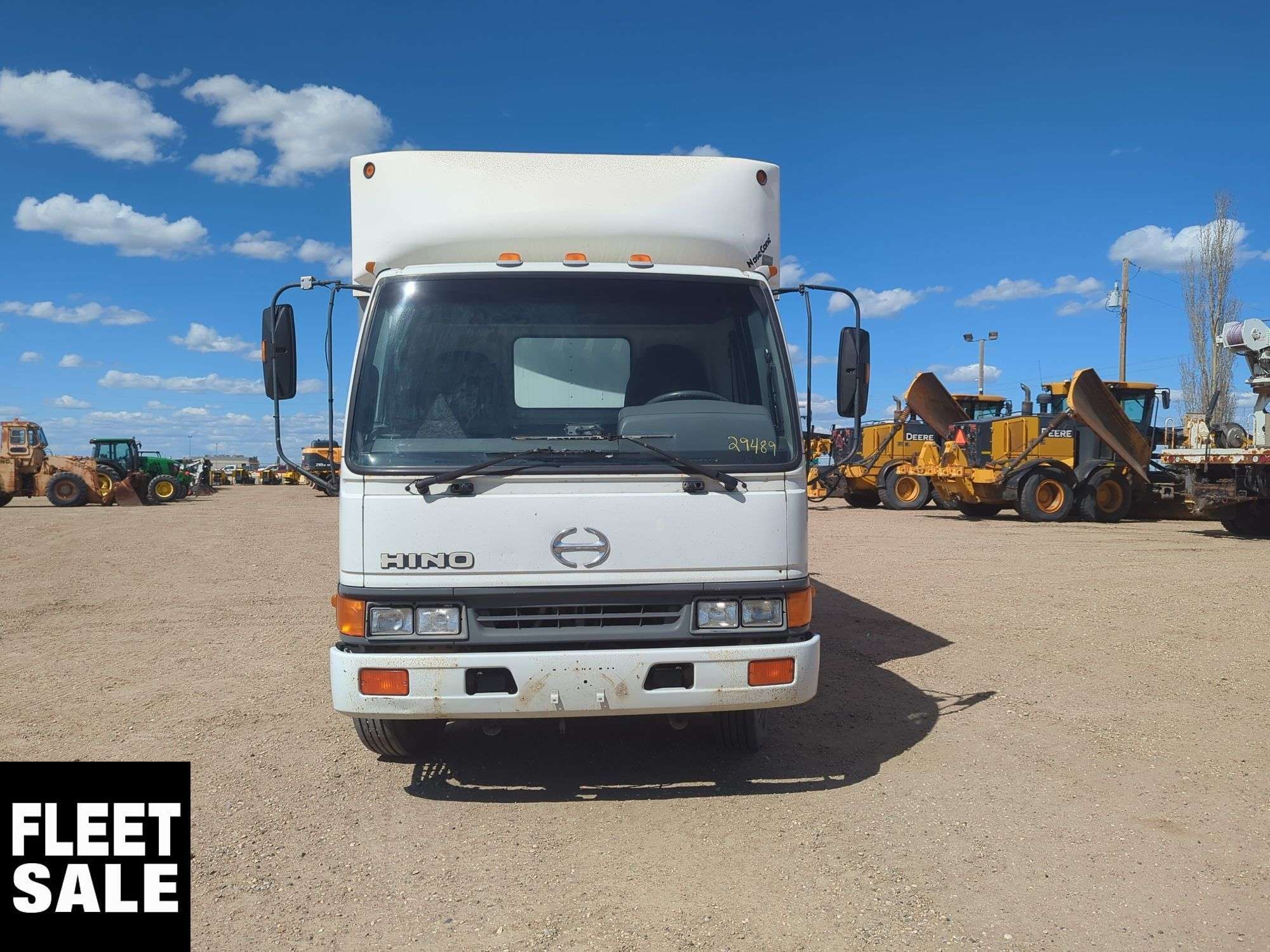 2003 Hino FB1817 S/A Cube Van - Michener Allen Auctioneering Ltd