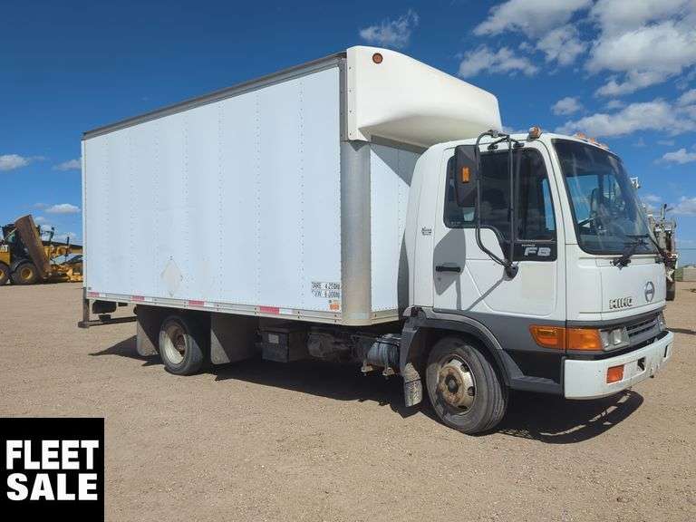 2003 Hino FB1817 S/A Cube Van - Michener Allen Auctioneering Ltd