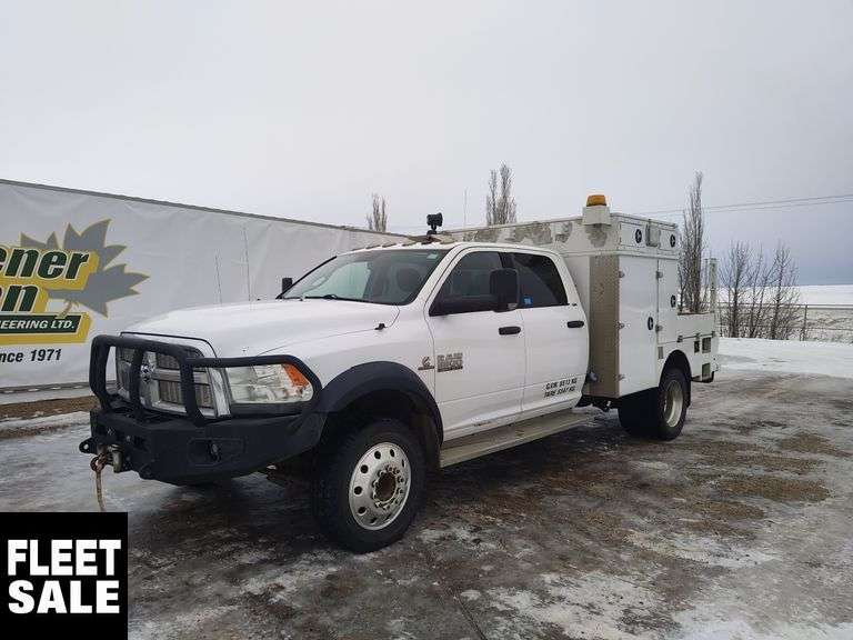 2014 Ram 5500 4x4 S/A Service Truck