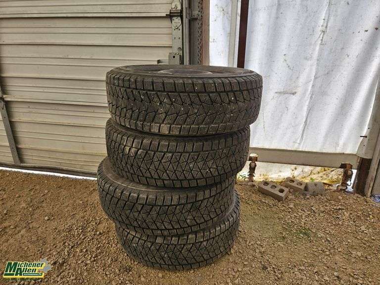 Set Of 4 235/65R17 Bridgestone Blizzak Winter Tires With Rims ...