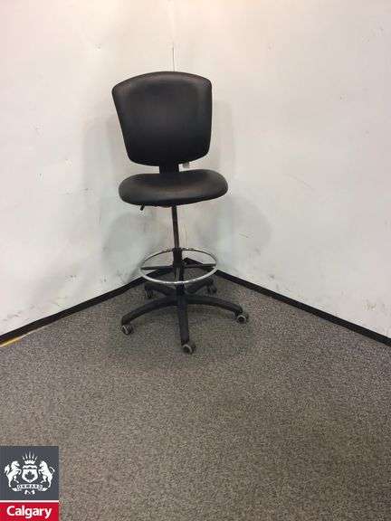 Global high chair no arms with foot-ring -Black pleather