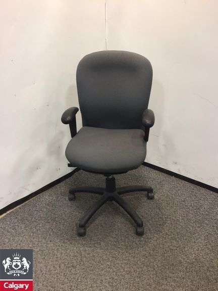 Global Accolade Chair - Grey