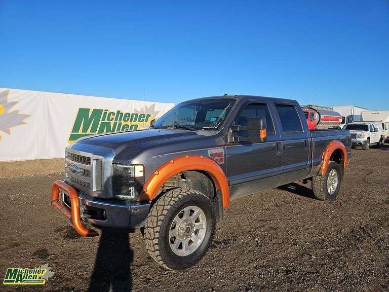 2008  Ford  F-350 Super Duty  Lariat 4dr Crew Cab 4WD SB