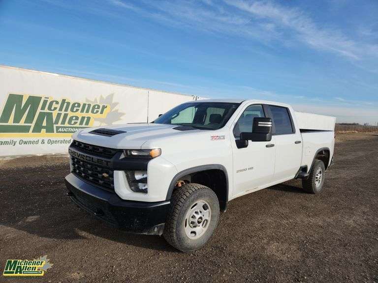 2020  Chevrolet  Silverado 2500HD  4x4 Work Truck 4dr Crew Cab SB