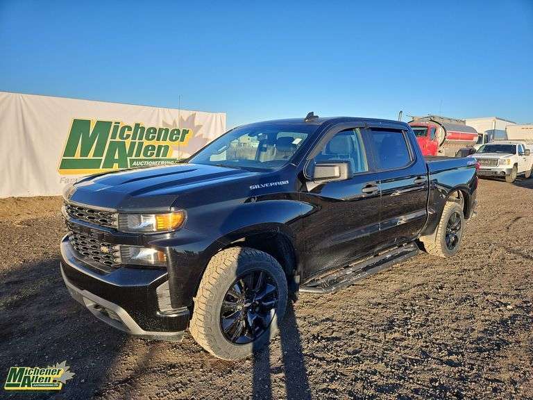 2020  Chevrolet  Silverado 1500  4x4 Custom 4dr Crew Cab 5.8 ft. SB