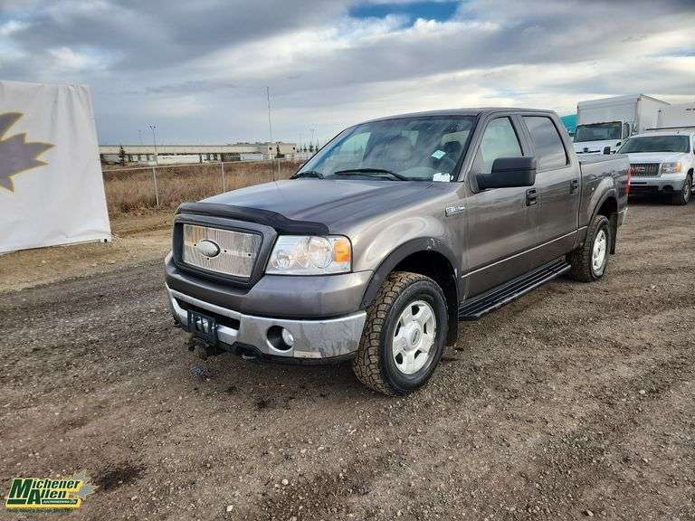 2006  Ford  F-150  XLT 4dr SuperCrew 4WD Styleside 5.5 ft. SB