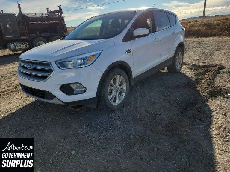 Non-Operable  2017  Ford  Escape