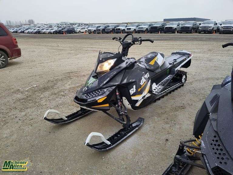 2012  Ski-Doo  Summit Snowmobile