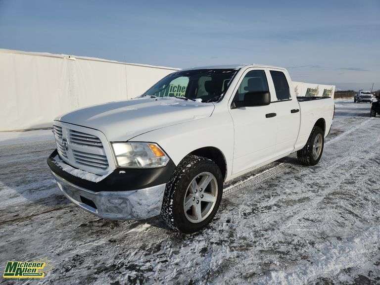2015  Ram  1500  4x4  4dr Quad Cab 6.3 ft. SB Pickup