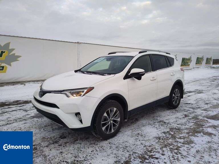 2018 Toyota RAV4 Hybrid AWD LE 4dr SUV
