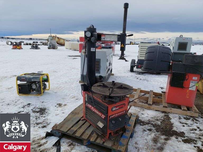 Tire Mounting Machine