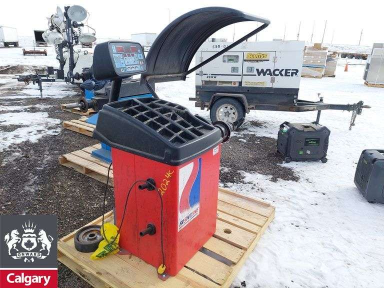 Wheel balance Machine