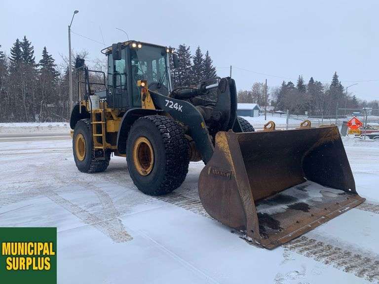 2017  JOHN DEERE  724K  Wheel Loader
