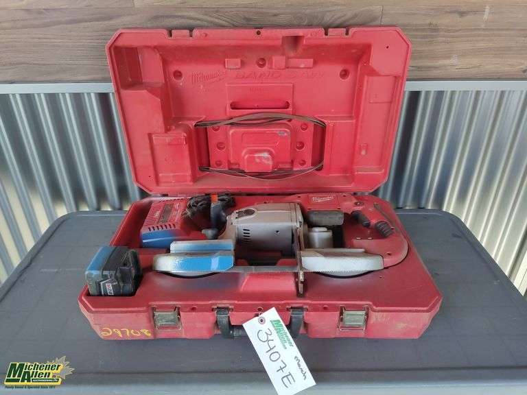 Milwaukee 28V Cordless Band Saw Serial No. A59CD14160658