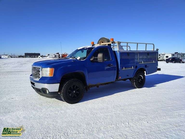 2013 GMC Sierra 2500HD 4x4 S/A Service Truck