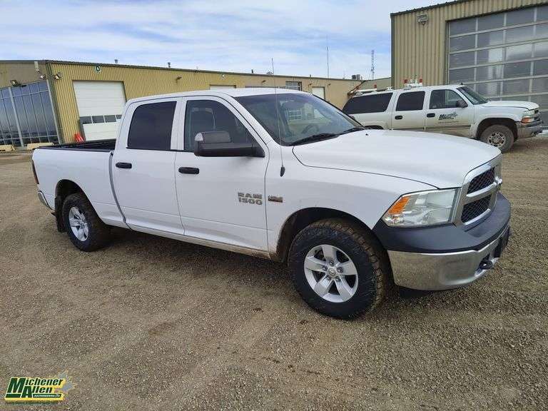 2015  Ram  1500  4x4 Crew Cab SB Hemi