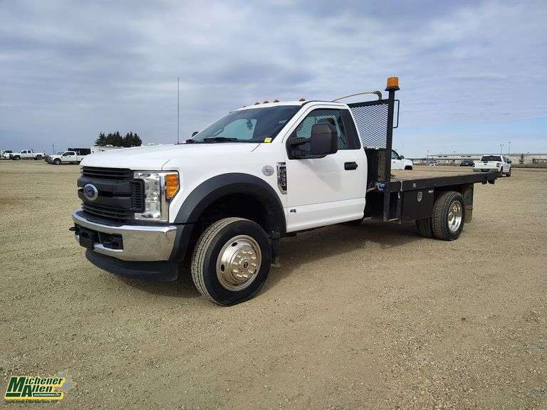2017 Ford F-550 SD Regular Cab DRW S/A Deck Truck