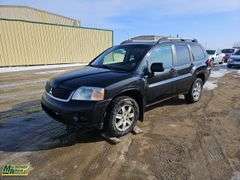 2011  Mitsubishi  Endeavor  SE