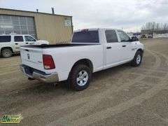 2015  Ram  1500  4x4 Crew Cab SB Hemi