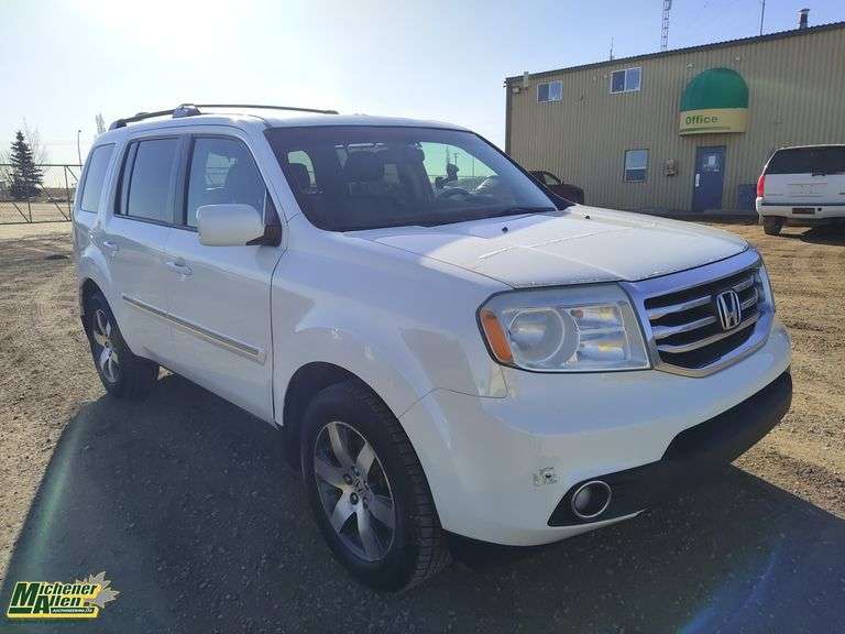 2012  Honda  Pilot  Touring 4WD 3rd Row SUV