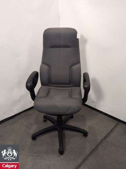 24 Hour Global Concorde brand chair - grey