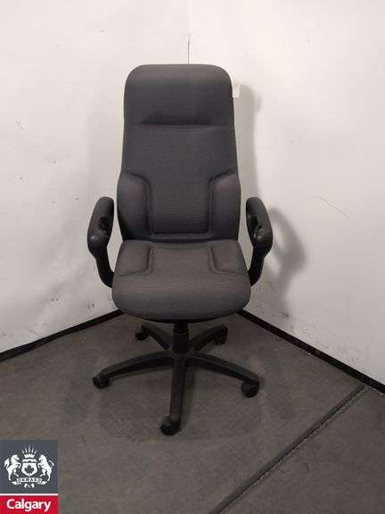 24 Hour Global Concorde brand chair - grey