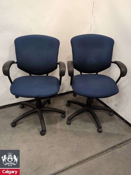 Set of 2 - Blue Global Supra brand Chair