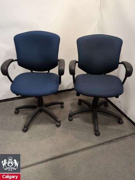 Set of 2 - Blue Global Supra brand Chair