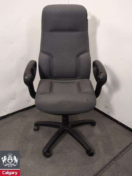 24 Hour Global Concorde brand chair - grey
