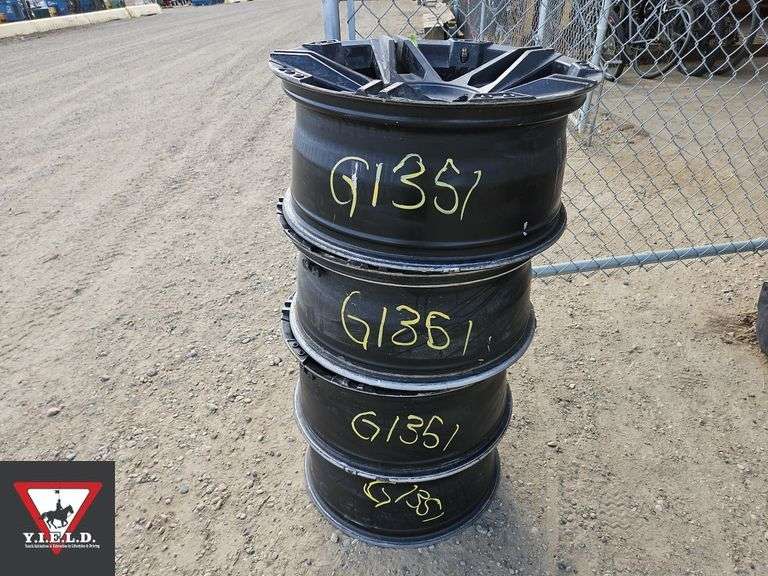 Set of 21.5in Rims - Qty.1 - Michener Allen Auctioneering Ltd