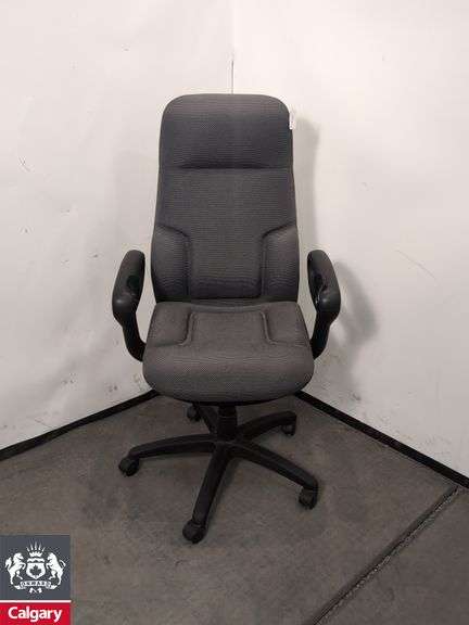 24 Hour Global Concorde brand chair - grey