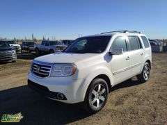 2012  Honda  Pilot  Touring 4WD 3rd Row SUV