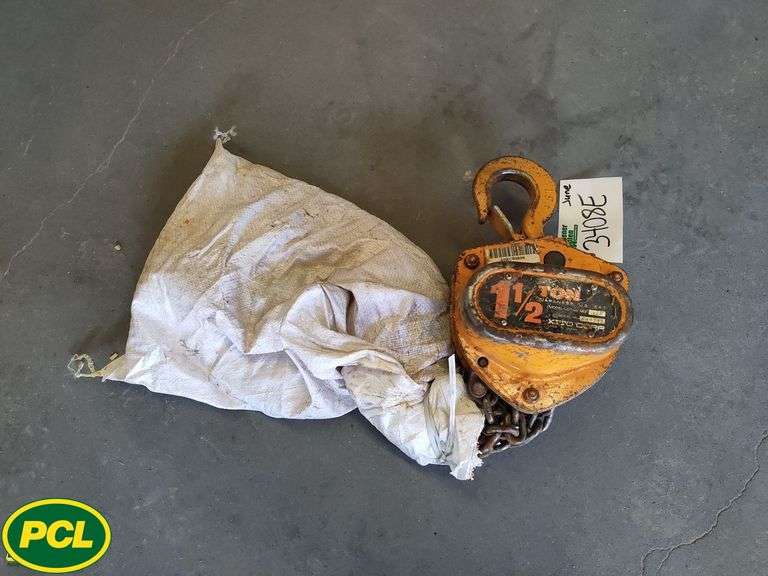 Kito 1.5 Ton 15ft Chain Hoist