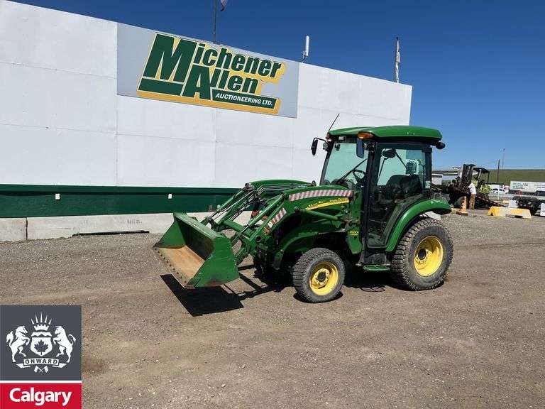 2010  John Deere  3520  Tractor