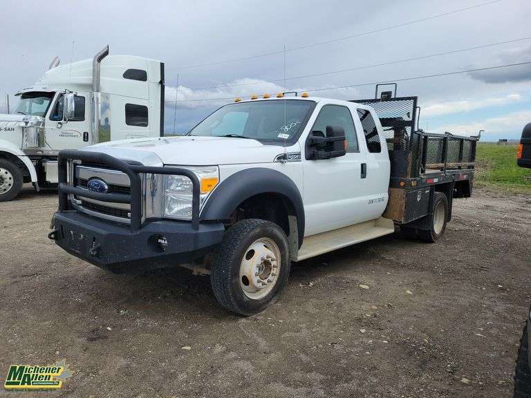 Non-Operable  2015  Ford  F-450 Super Duty  S/A  Deck Truck