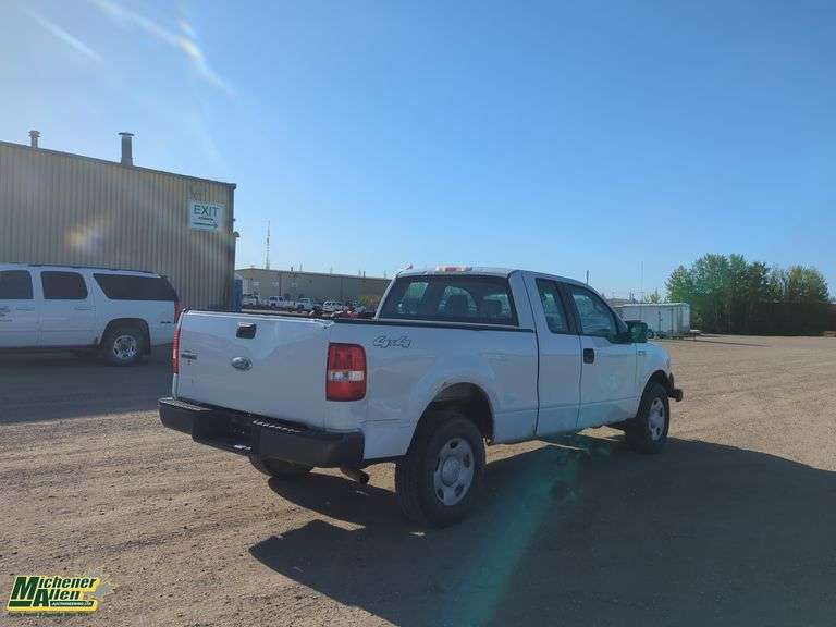 2008  Ford  F-150  4x4 XL 4dr SuperCab