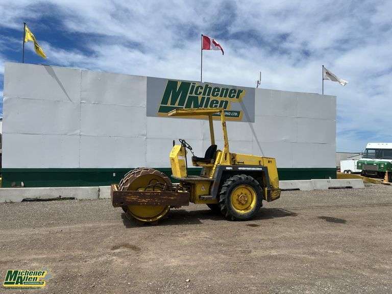 Bomag  BW 142 PD  Vibratory Padfoot Compactor