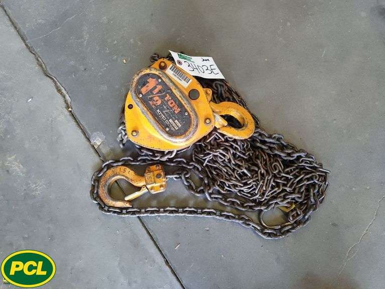 Kito 1.5 Ton 15ft Chain Hoist