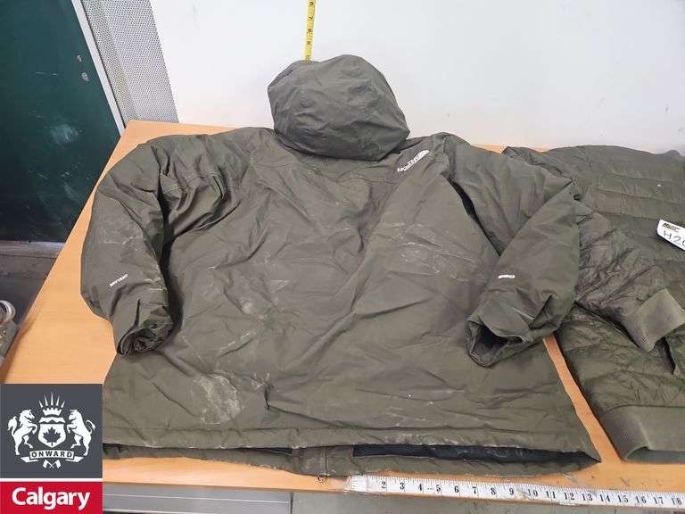 2x Men's Jackets Size XL and XXL