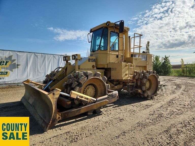 1993  CAT  815B  Padfoot Compactor