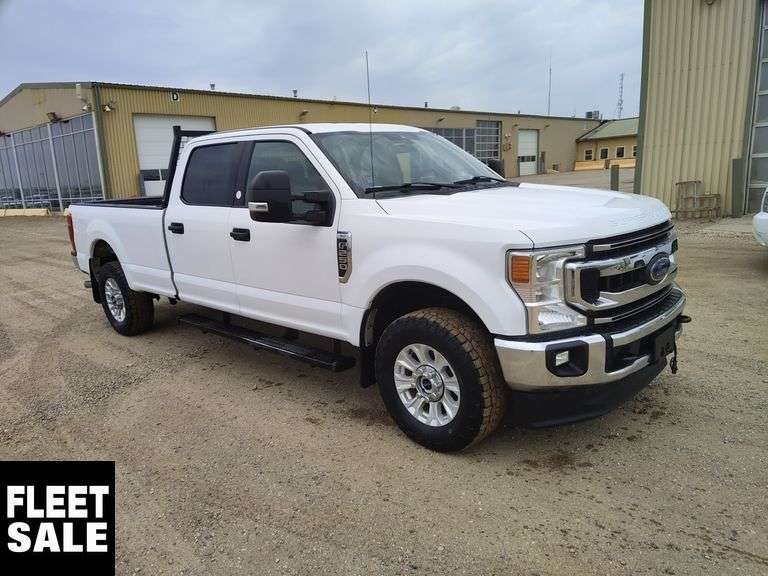 2020  Ford  F-250 Super Duty  4x4 XLT 4dr Crew Cab 8 ft. LB Pickup