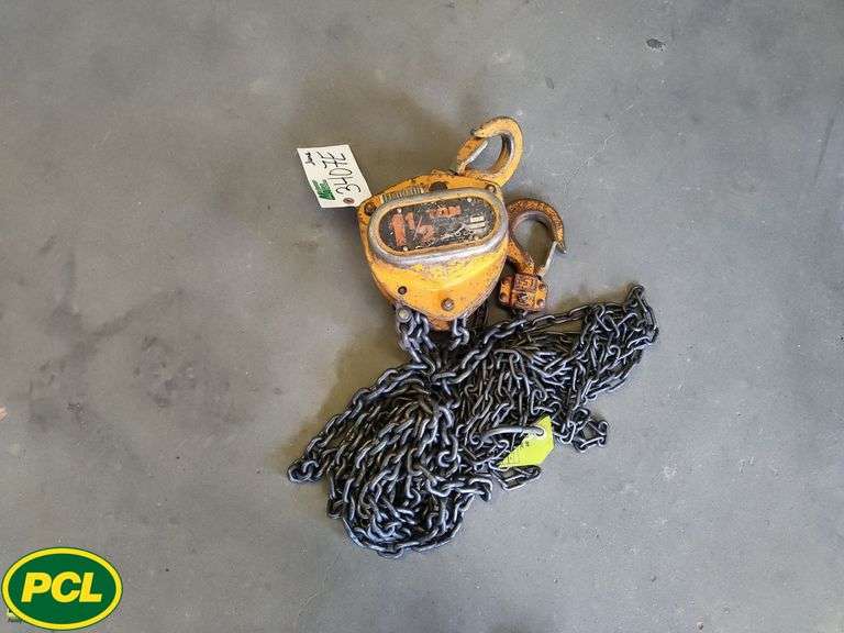 Kito 1.5 Ton 15ft Chain Hoist